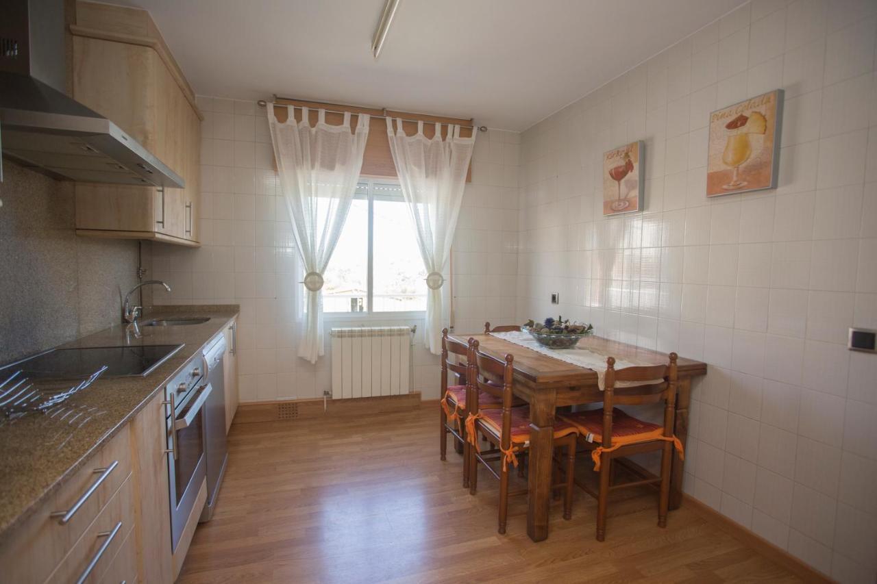 Apartamentos Sarela Santiago de Compostela Zewnętrze zdjęcie